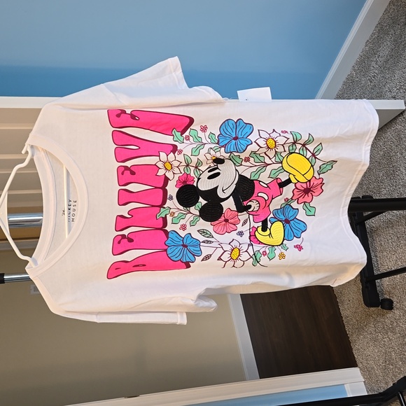 Mickey Mouse T shirt NWOT size XL - Picture 7 of 7
